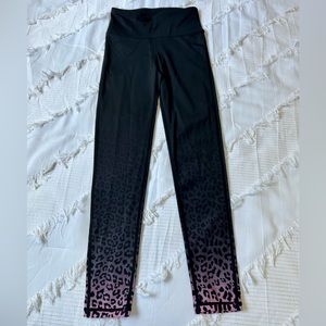 Mono B Leggings XS Cheetah Print